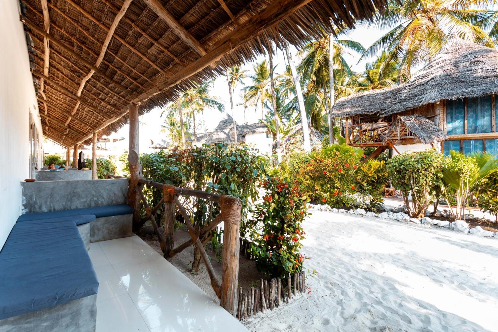 Maisha Matamu Beach Hotel Paje Esterno foto