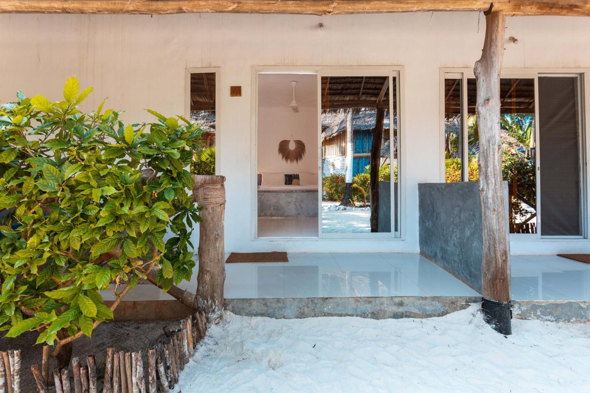 Maisha Matamu Beach Hotel Paje Esterno foto