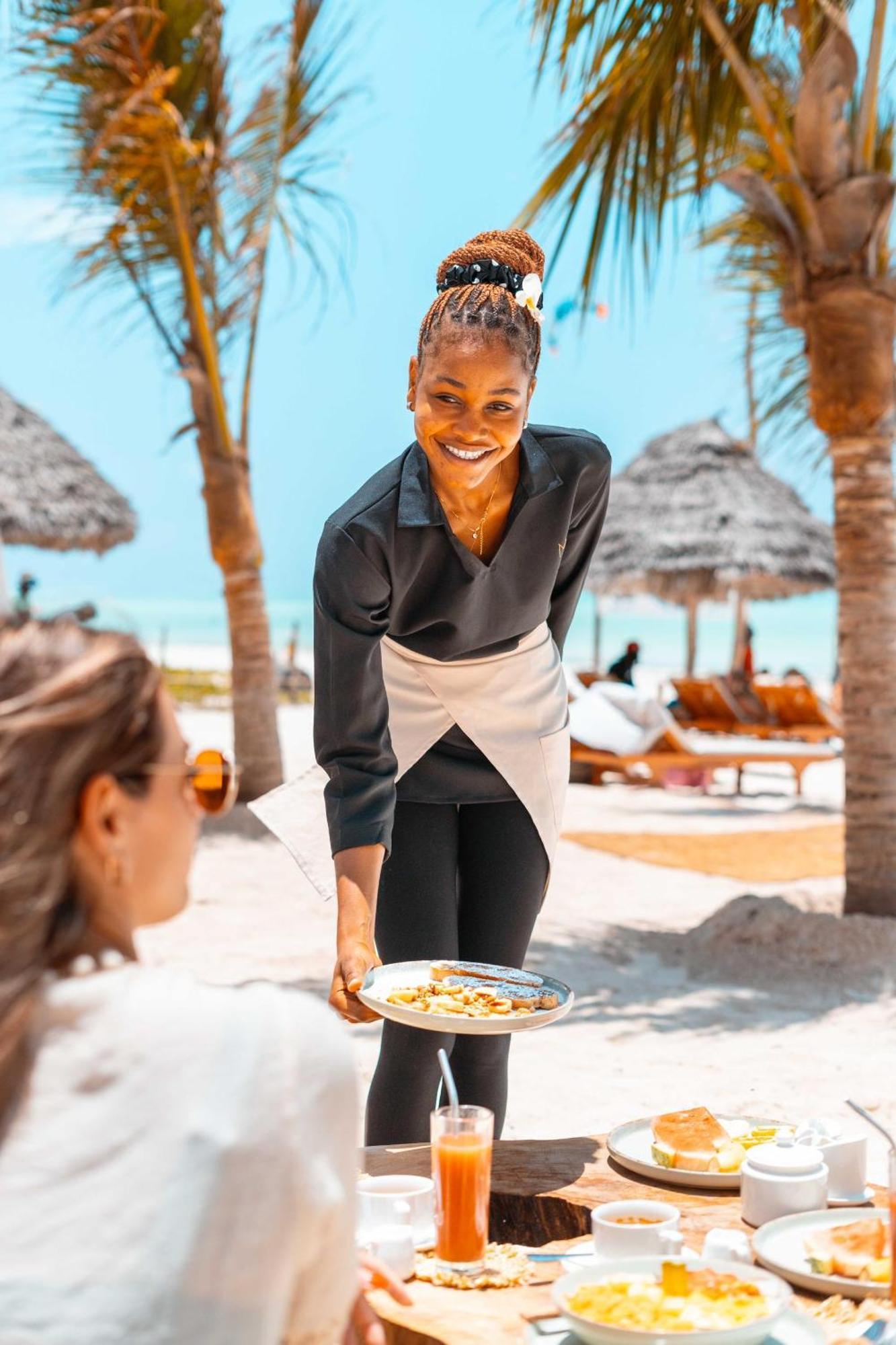 Maisha Matamu Beach Hotel Paje Esterno foto