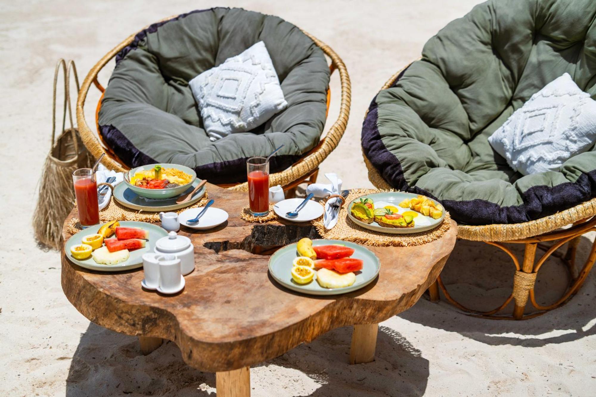 Maisha Matamu Beach Hotel Paje Esterno foto